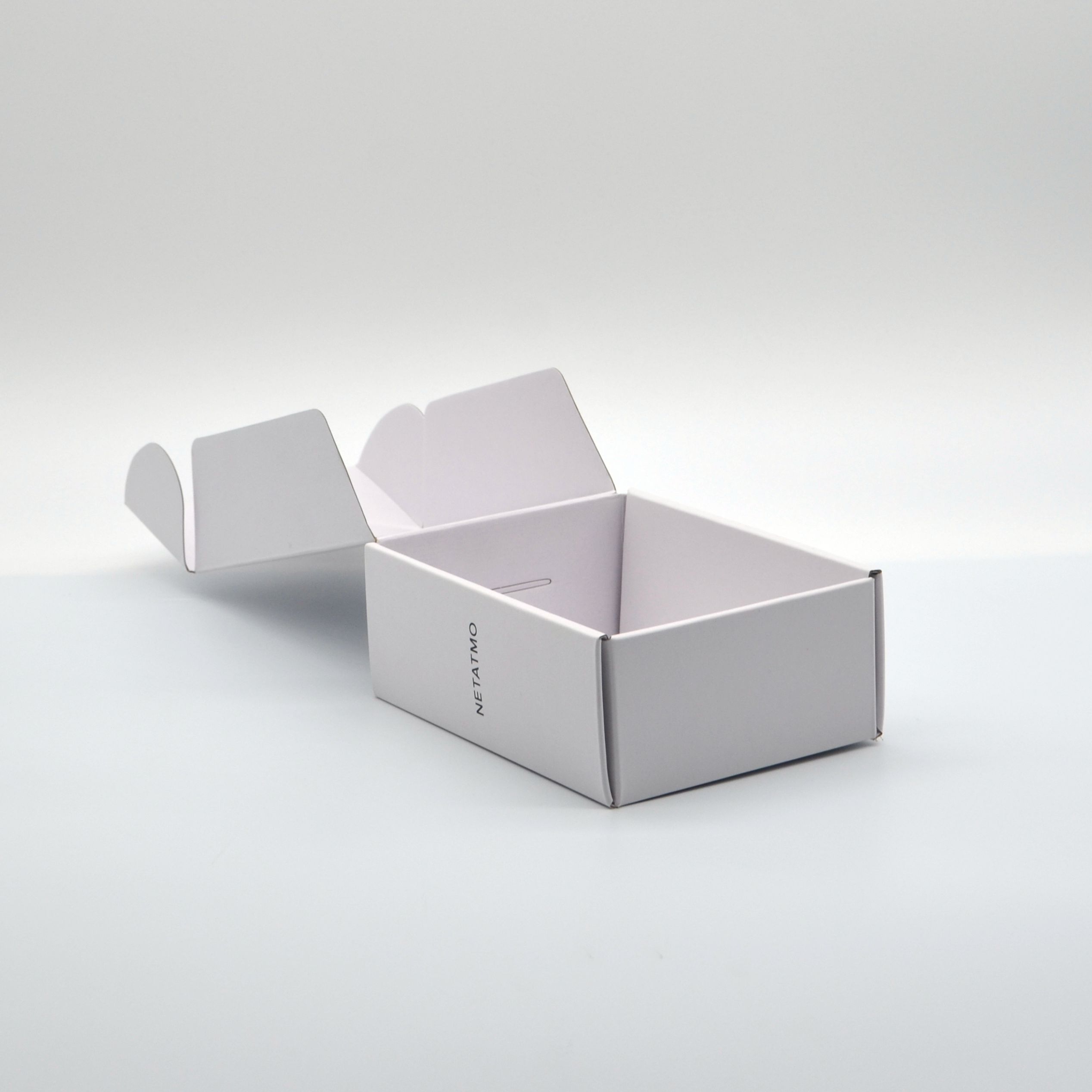 corrugated box_white box